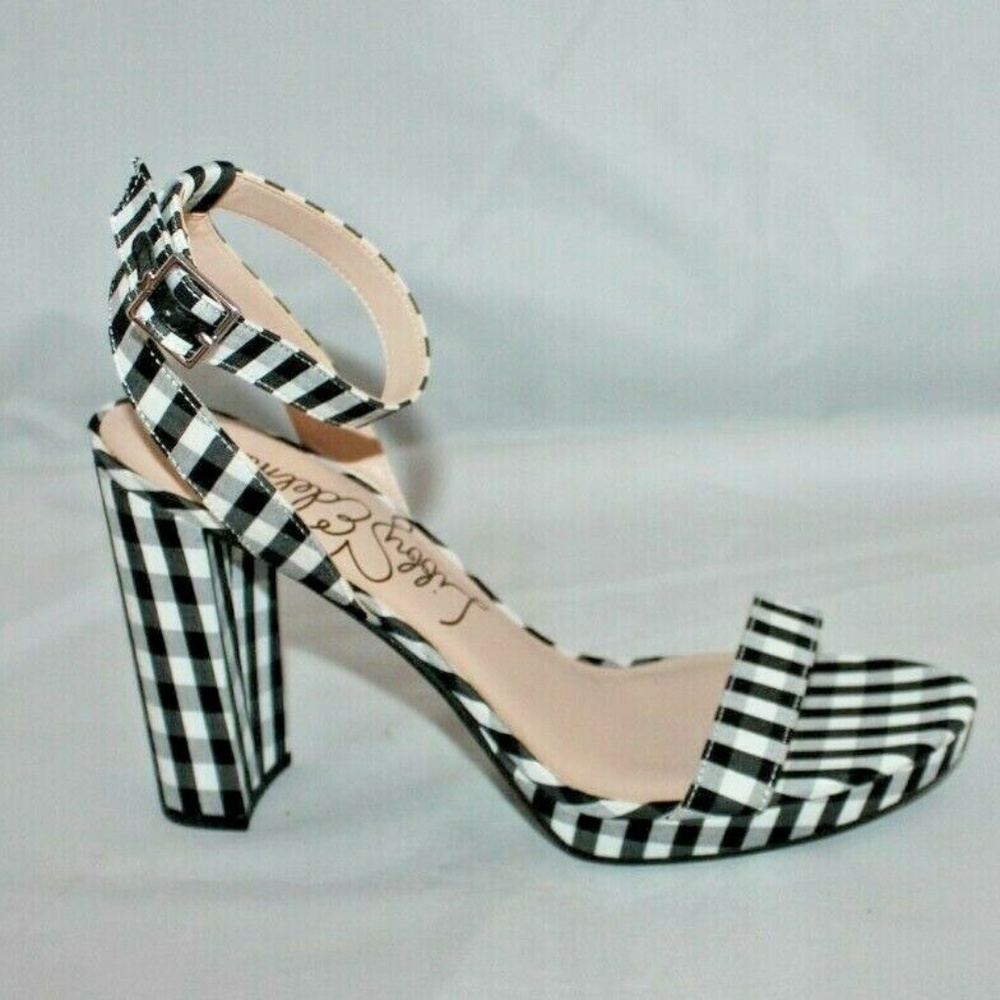 Libby Edelman Black and White Pumps